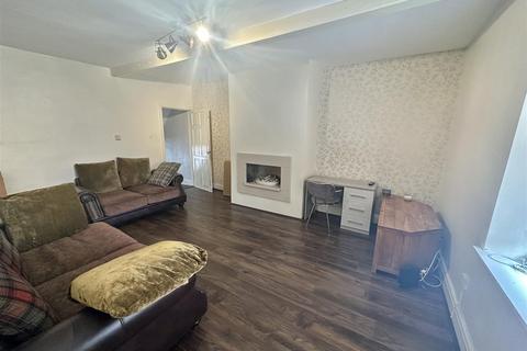 3 bedroom house for sale, Hollinbank Lane, Heckmondwike