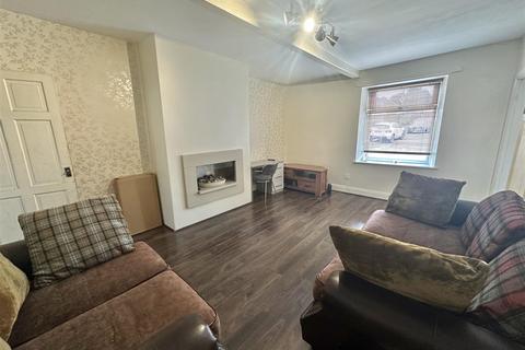 3 bedroom house for sale, Hollinbank Lane, Heckmondwike