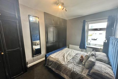 3 bedroom house for sale, Hollinbank Lane, Heckmondwike