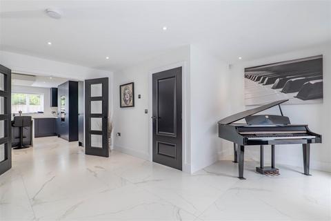 5 bedroom detached house for sale, Bannister Brook Gardens, Leyland
