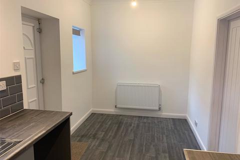 2 bedroom terraced house to rent, Emma Street, Durham DH8