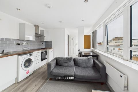 1 bedroom apartment to rent, Tivoli House, South Street, HU1