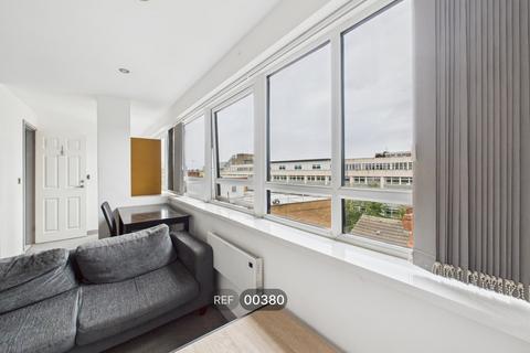1 bedroom apartment to rent, Tivoli House, South Street, HU1