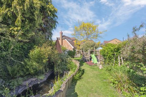 undefined, School Lane, Aylesbury HP22
