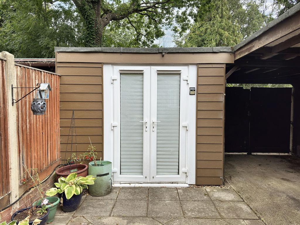 Outdoor Home Office