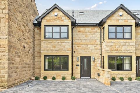 3 bedroom terraced house for sale, Back Tewit Well Road, Harrogate, HG2