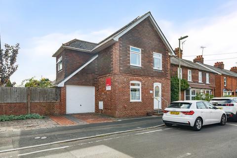 3 bedroom detached house for sale, Albert Road, Alton, Hampshire, GU34