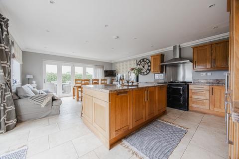 4 bedroom detached house for sale, Countryside Views and Elegant Coastal Living in Ringstead