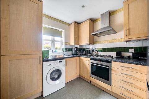 undefined, Songbird Close, Shinfield, Reading, RG2