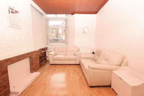 3 bedroom terraced house for sale, School Road, Stretford, M32