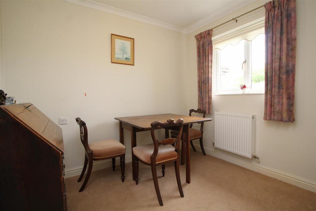 Bedroom 2 .JPG
