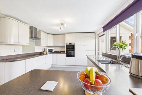 3 bedroom detached house for sale, Trewyn Park, Holsworthy, Devon