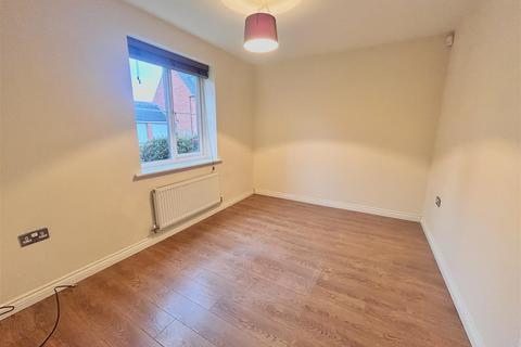 5 bedroom detached house to rent, 21 Kings Croft DriveWelton