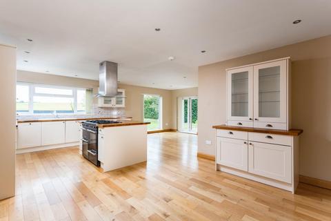5 bedroom detached bungalow for sale, Back Lane, Langthorpe