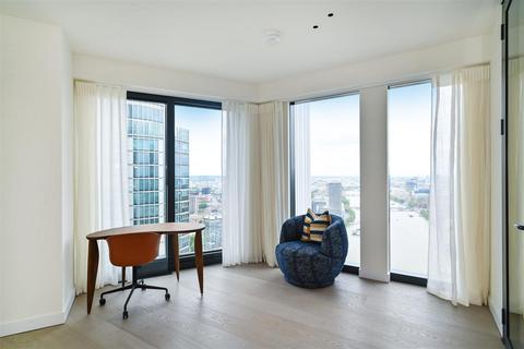 3 bedroom apartment to rent, River Park Tower, Nine Elms Lane, London