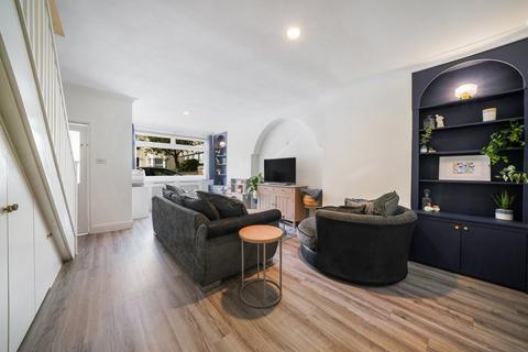 31 Chatfield Road, Croydon, CR0 3LA