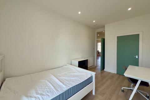 undefined, Berkeley Street, Finnieston, Glasgow, G3