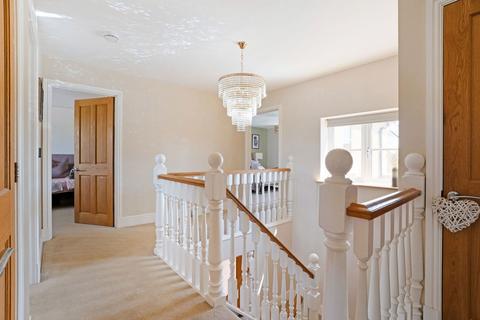 Broadway House, 1 Hidcote View, Mickleton, Chipping Campden, GL55 6EW