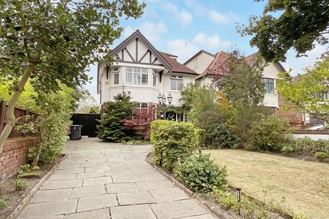undefined, Park Avenue, Southport PR9