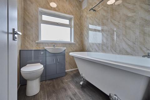 3 bedroom semi-detached house for sale, Netherley Road, Hinckley