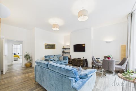 undefined, Apartment 201, Oakbank,13-17 Shaw Lane, Headingley, LS6 4DH