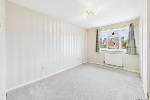63 Frampton Road, Gloucester, GL1 5QB