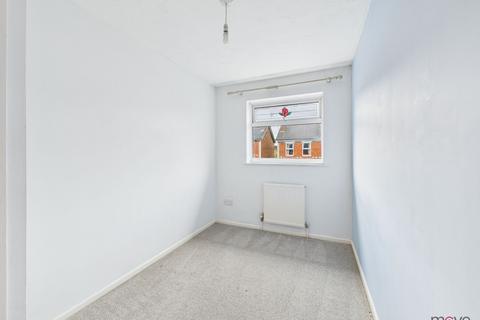 63 Frampton Road, Gloucester, GL1 5QB