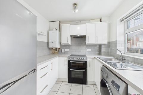 63 Frampton Road, Gloucester, GL1 5QB