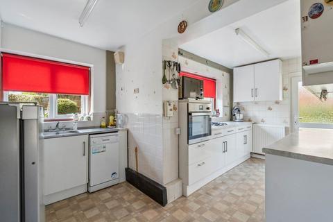 undefined, Douglas Avenue, Watford