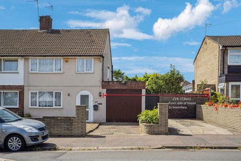 undefined, Douglas Avenue, Watford