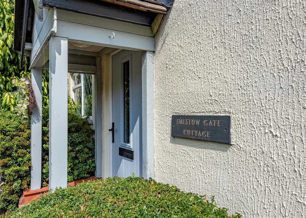 Smestow Gate Cottage-External (2).jpg