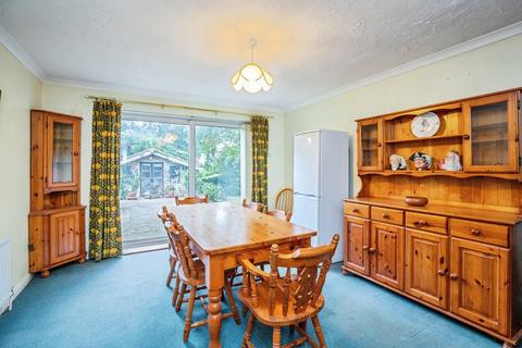 4 bedroom detached house for sale, Coutts Avenue, Shorne DA12