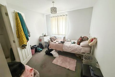 2 bedroom flat to rent, Dussek Place, Swindon, SN25