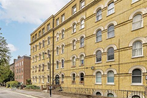 Bath Terrace, London SE1