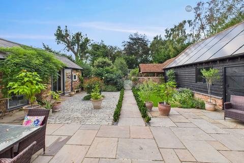 4 bedroom detached house for sale, Langford Road, Bedfordshire SG18