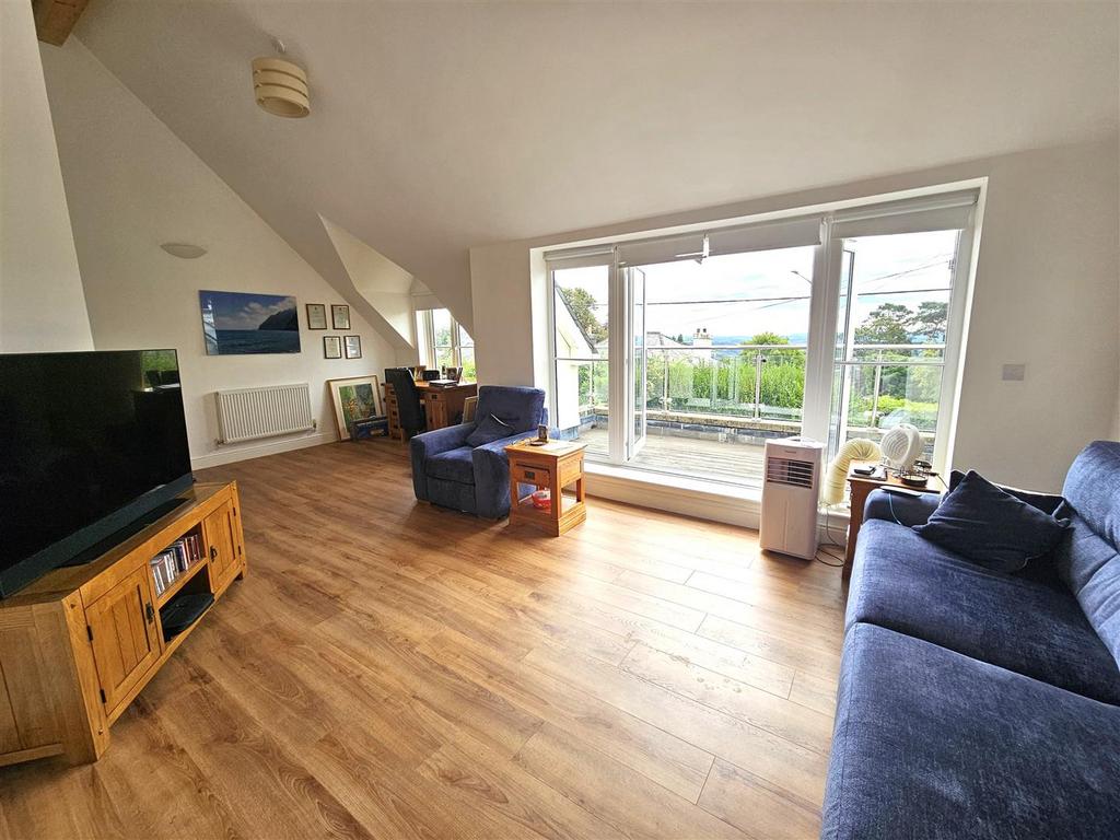 Living Room.jpg
