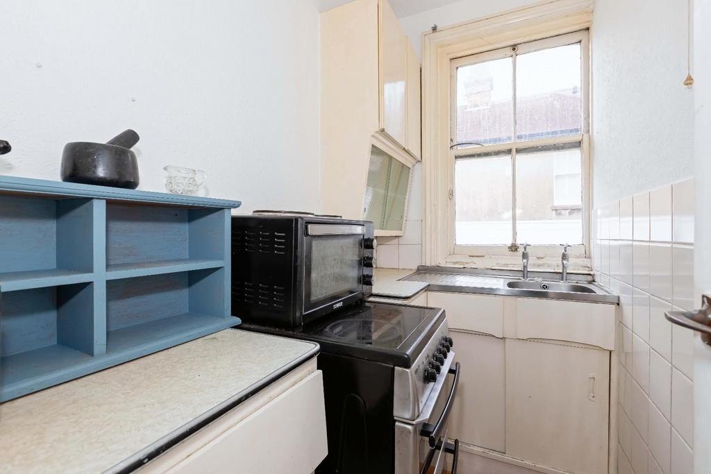 Pembroke Crescent 3.jpg