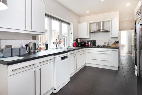 undefined, Lower Queens Road, Ashford TN24