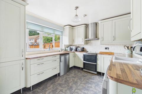 3 bedroom terraced house for sale, Woodside Road, Bexleyheath, Kent, DA7