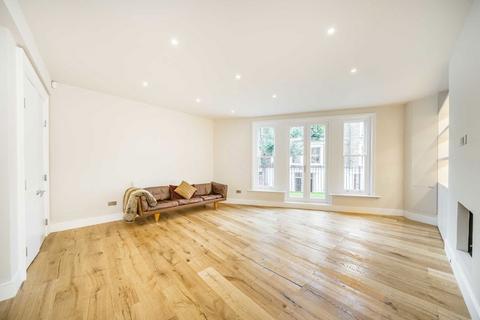 3 bedroom maisonette to rent, Bevington Road, London W10