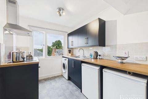 undefined, Cromwell Road, Basingstoke RG21