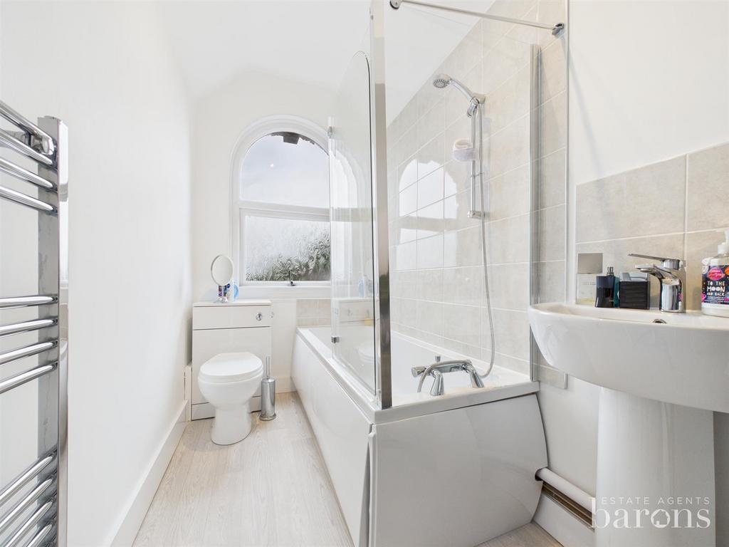 CAM05500 G0-PR0036-STILL006.jpg