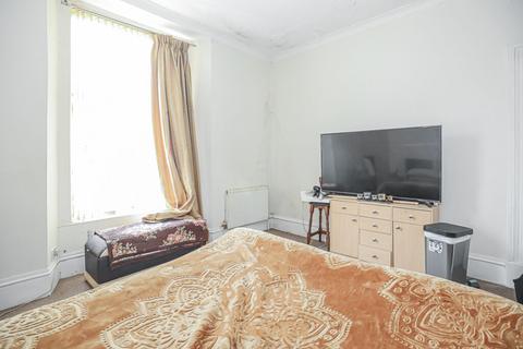 undefined, Finnart Street, Greenock PA16