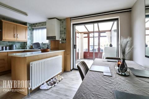 13 Willow Crescent, Chapeltown, Sheffield, S35 1QS