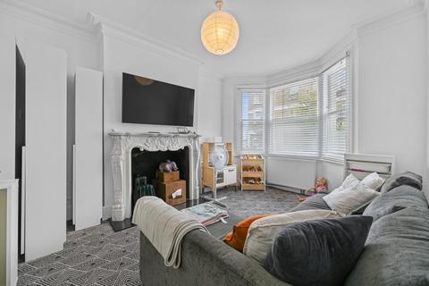 2 bedroom house for sale, Wells House Road, London