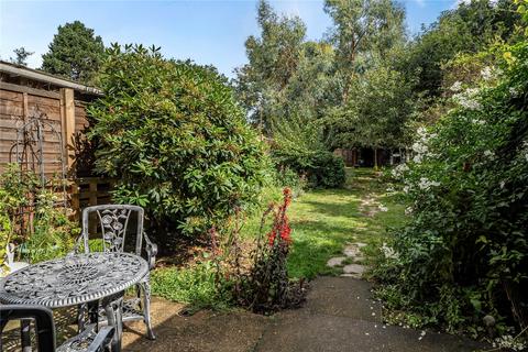 94 Silverleigh Road, Thornton Heath, CR7 6DW