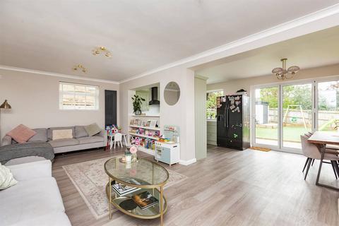 4 bedroom semi-detached house for sale, Virginia Road, South Tankerton, Whitstable