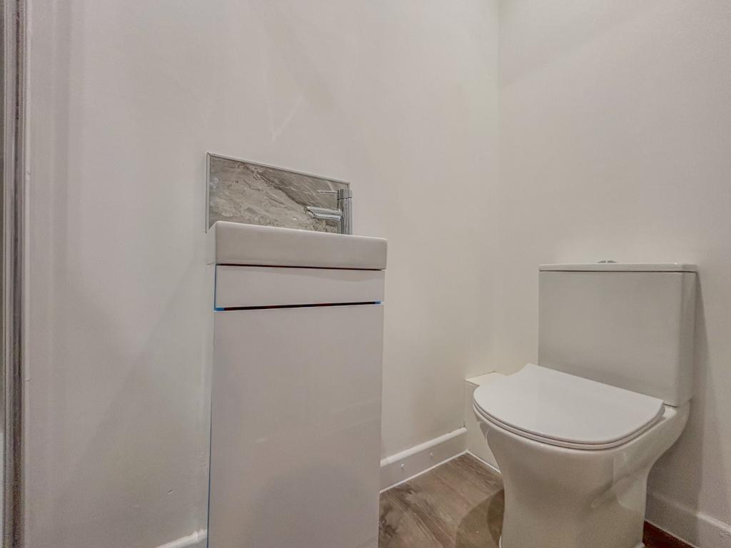 Ensuite