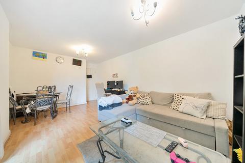 1 bedroom apartment for sale, Fishguard Way, London