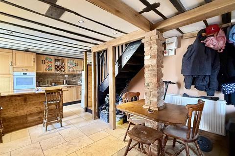 3 bedroom cottage for sale, Norleaze, Heywood